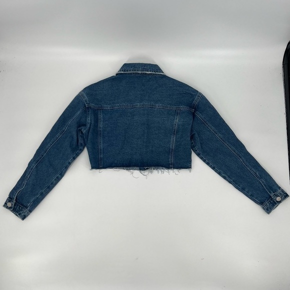 Madison Beer x Missguided Raw Hem Red Rope Accent Crop Jean Jacket Size 4 Womens - Picture 3 of 7